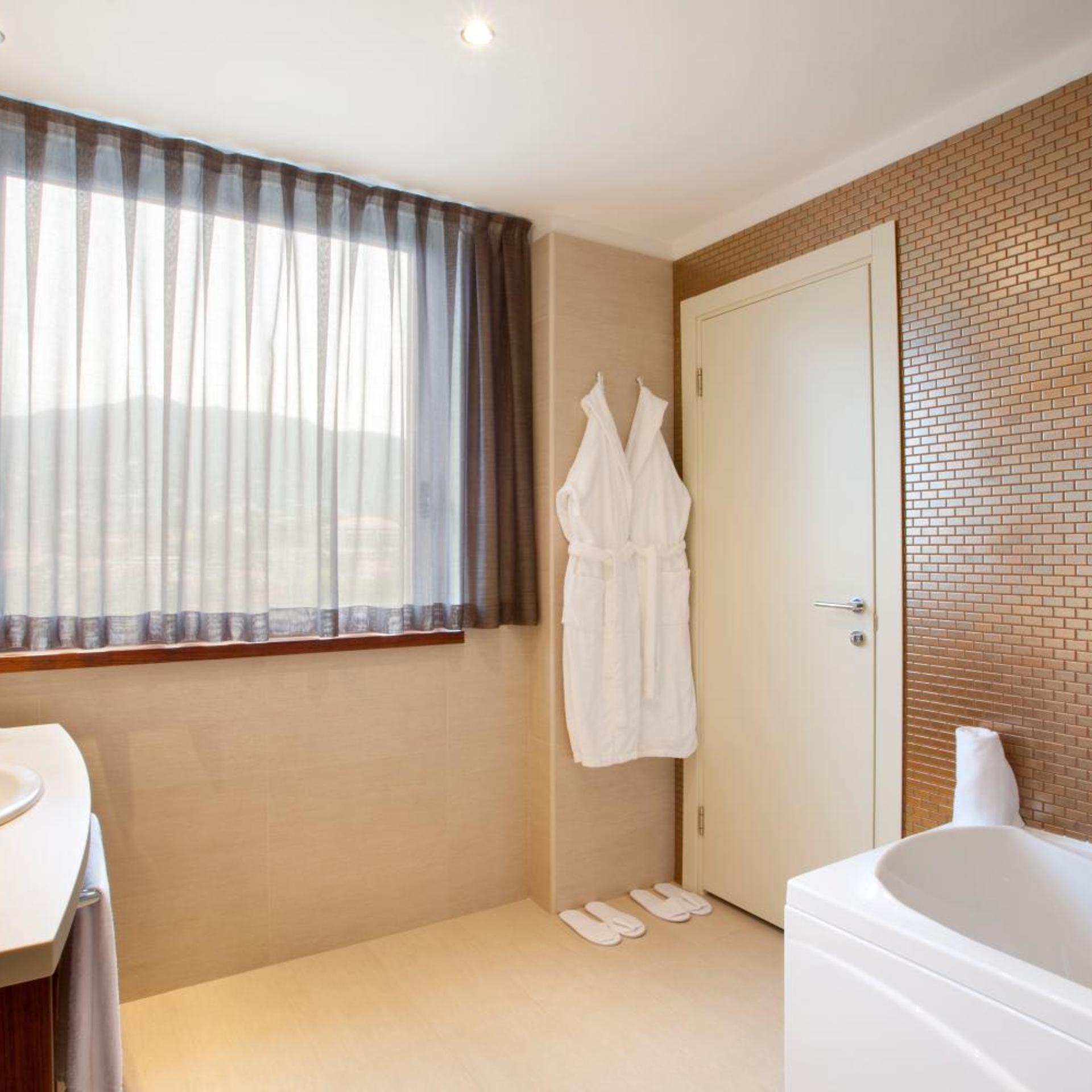 holiday inn salerno cava detirreni an ihg hotel