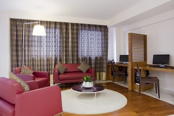 Holiday Inn Salerno - Cava De'tirreni, An Ihg Hotel,In The Business District,4 star