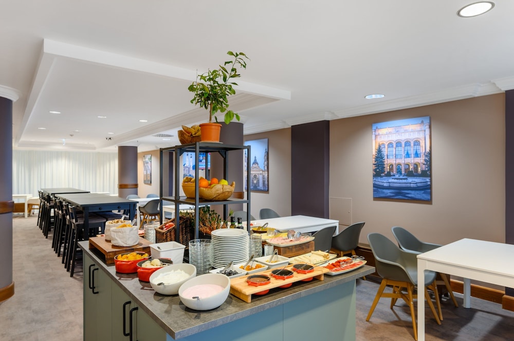 marriott executive apartments millennium court