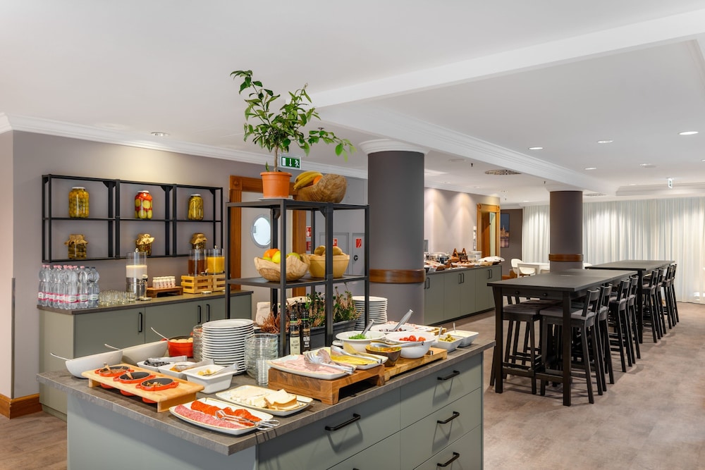 marriott executive apartments millennium court