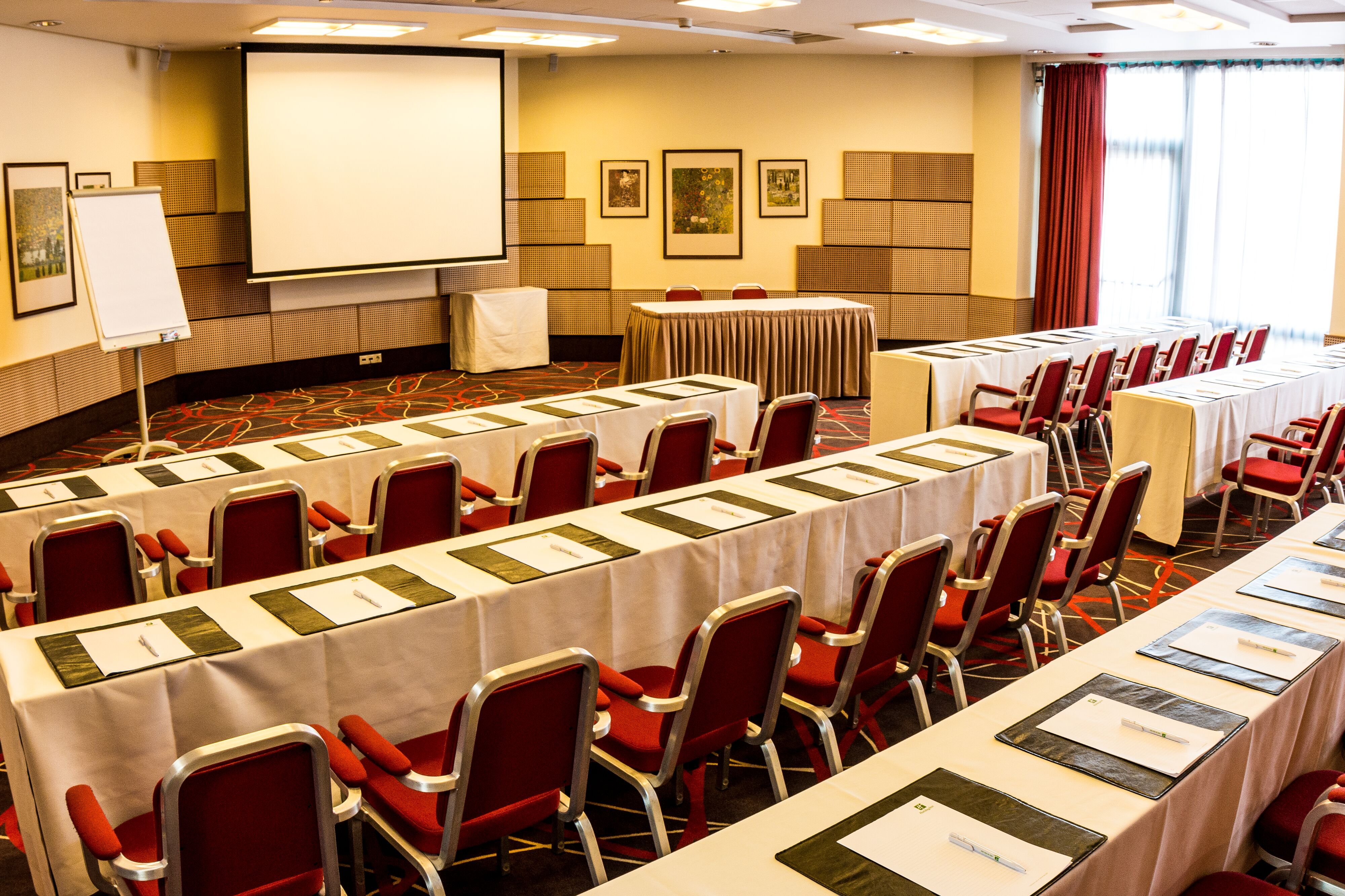 holiday inn budapest budaors by ihg
