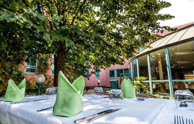 holiday inn budapest budaors by ihg
