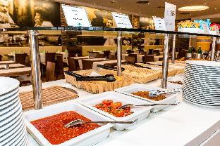 Holiday Inn Budapest-Budaörs By Ihg,Near Memento Park,4 star
