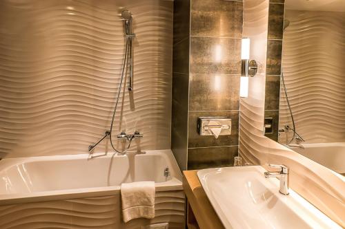 holiday inn budapest budaors by ihg