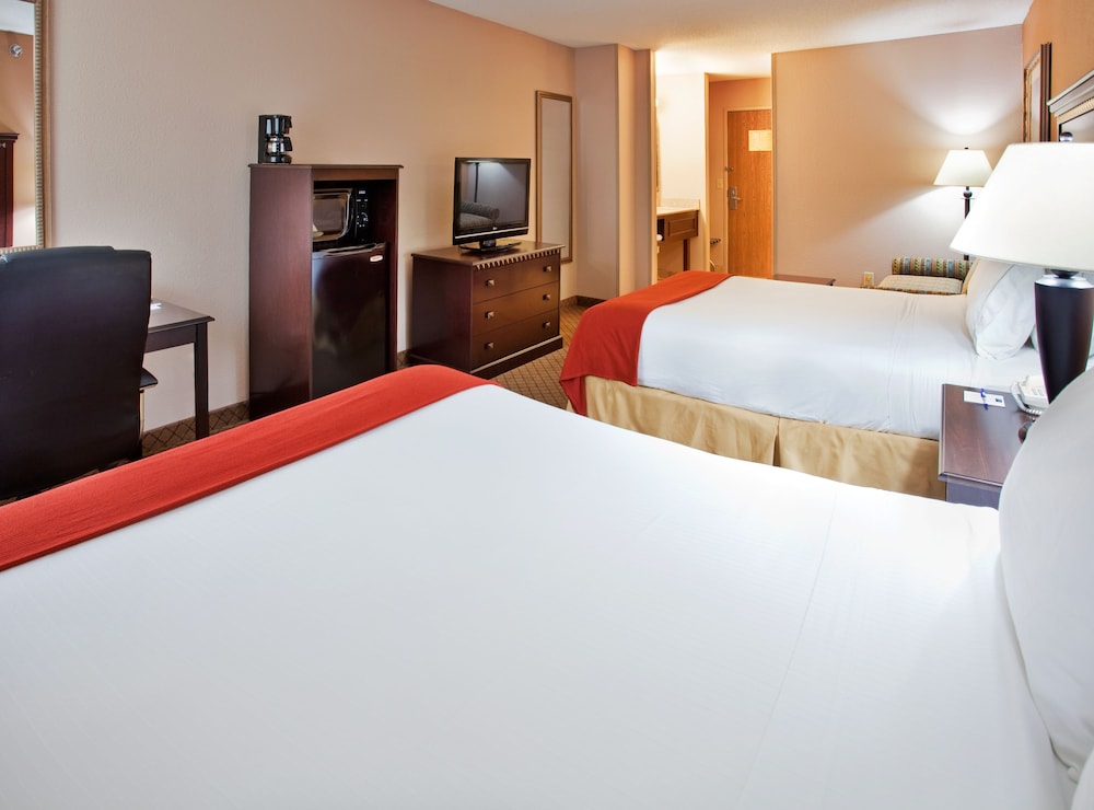 holiday inn express kansas city liberty by ihg
