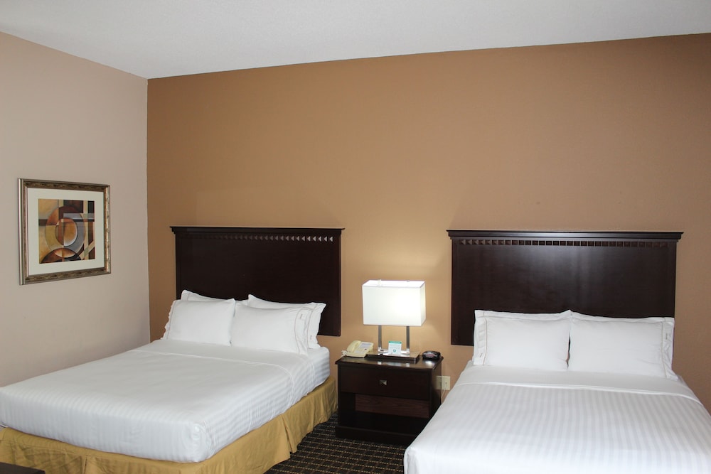 holiday inn express kansas city liberty by ihg
