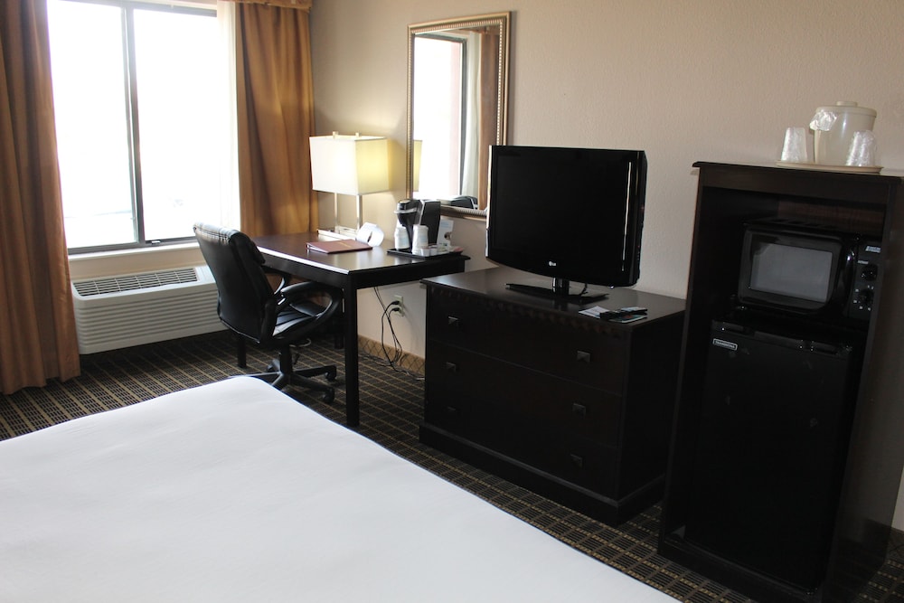 holiday inn express kansas city liberty by ihg