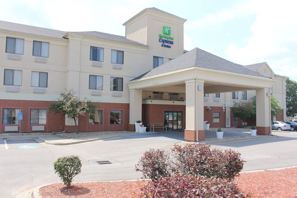 holiday inn express kansas city liberty by ihg
