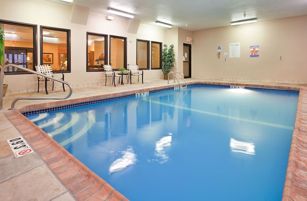 holiday inn express kansas city liberty by ihg