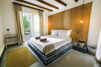 very chic hotel adult only
