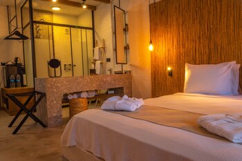 very chic hotel adult only