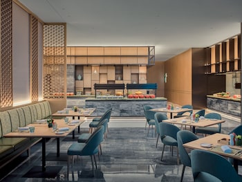 holiday inn hotel and suites kunshan huaqiao an ihg hotel