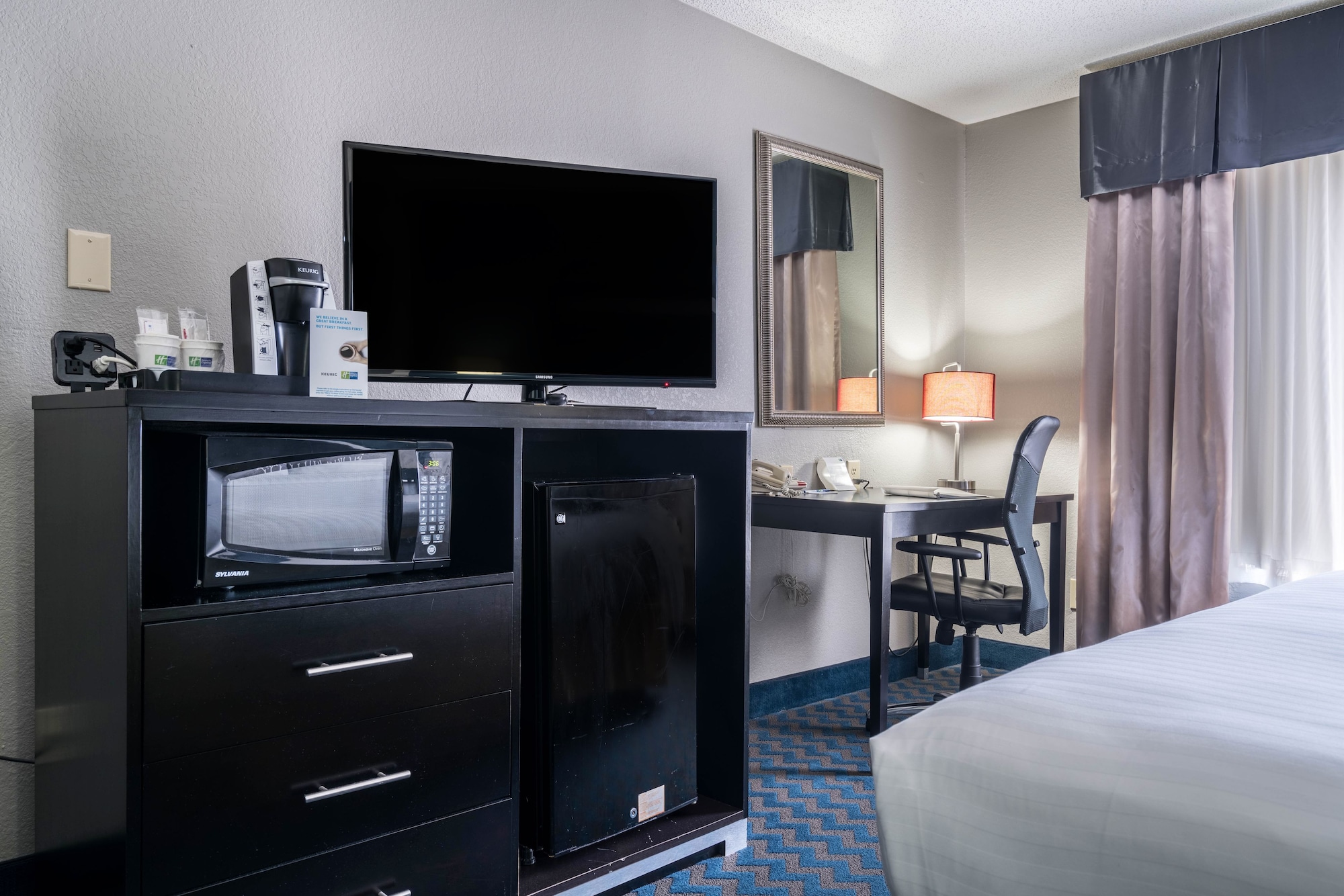 holiday inn express and suites roanoke rapids se by ihg
