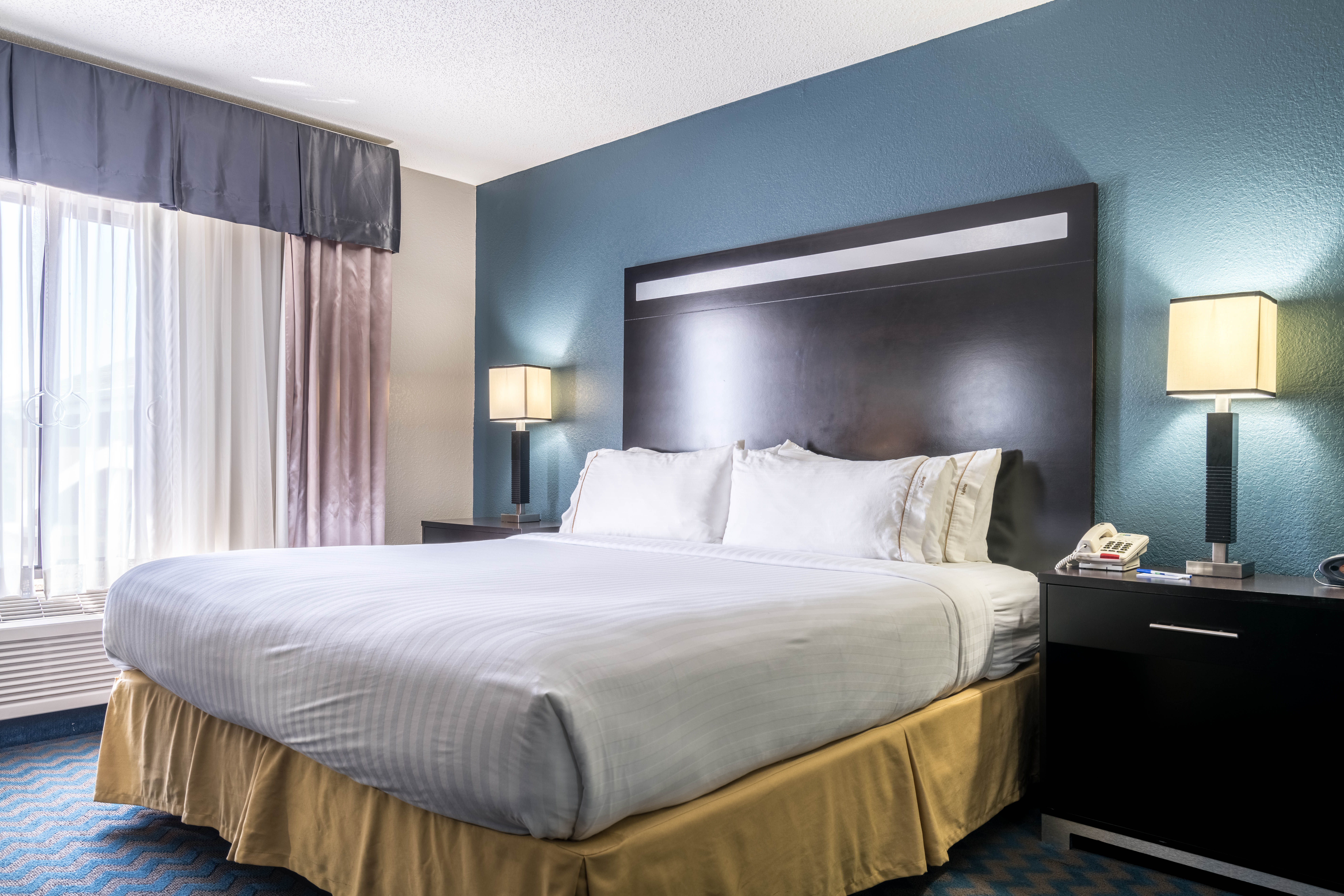 holiday inn express and suites roanoke rapids se by ihg