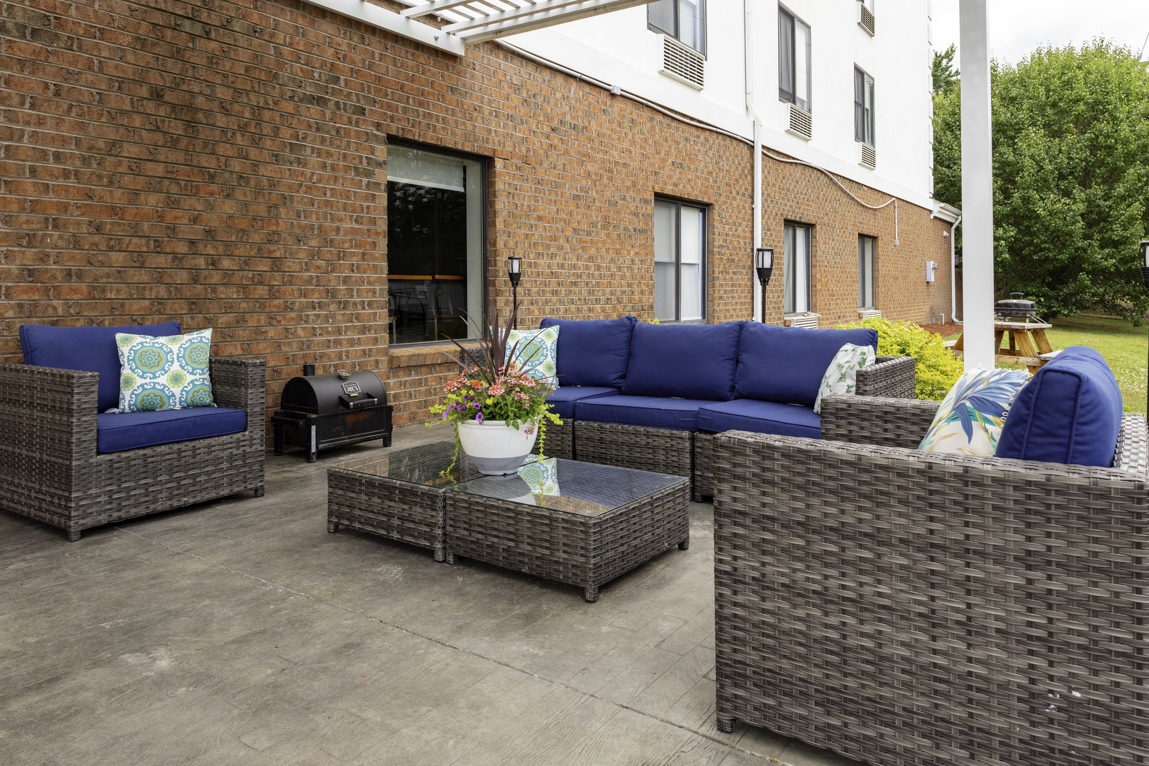 holiday inn express and suites roanoke rapids se by ihg