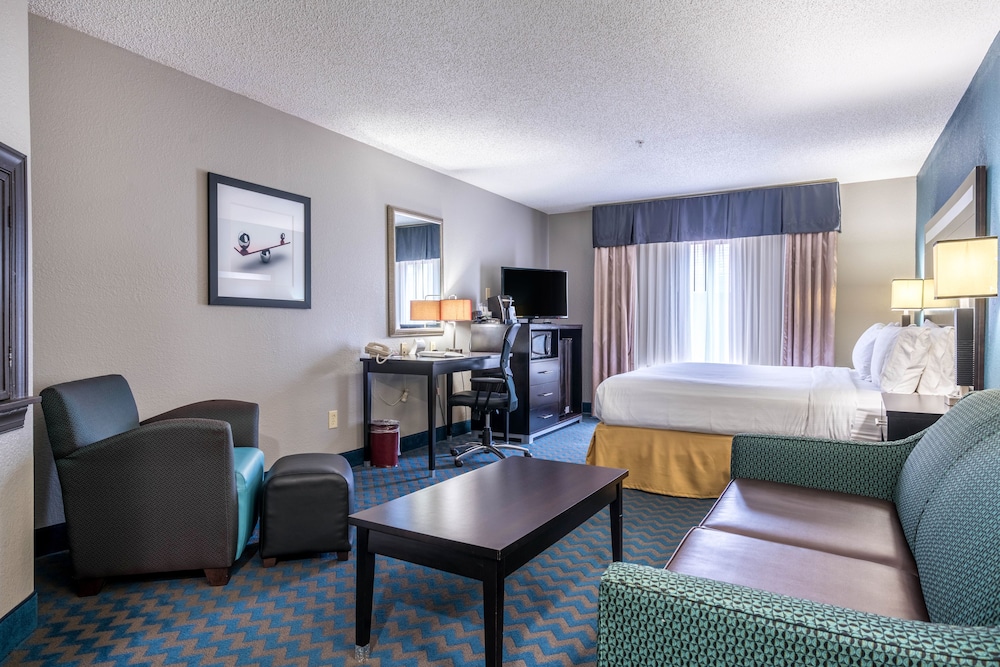 holiday inn express and suites roanoke rapids se by ihg