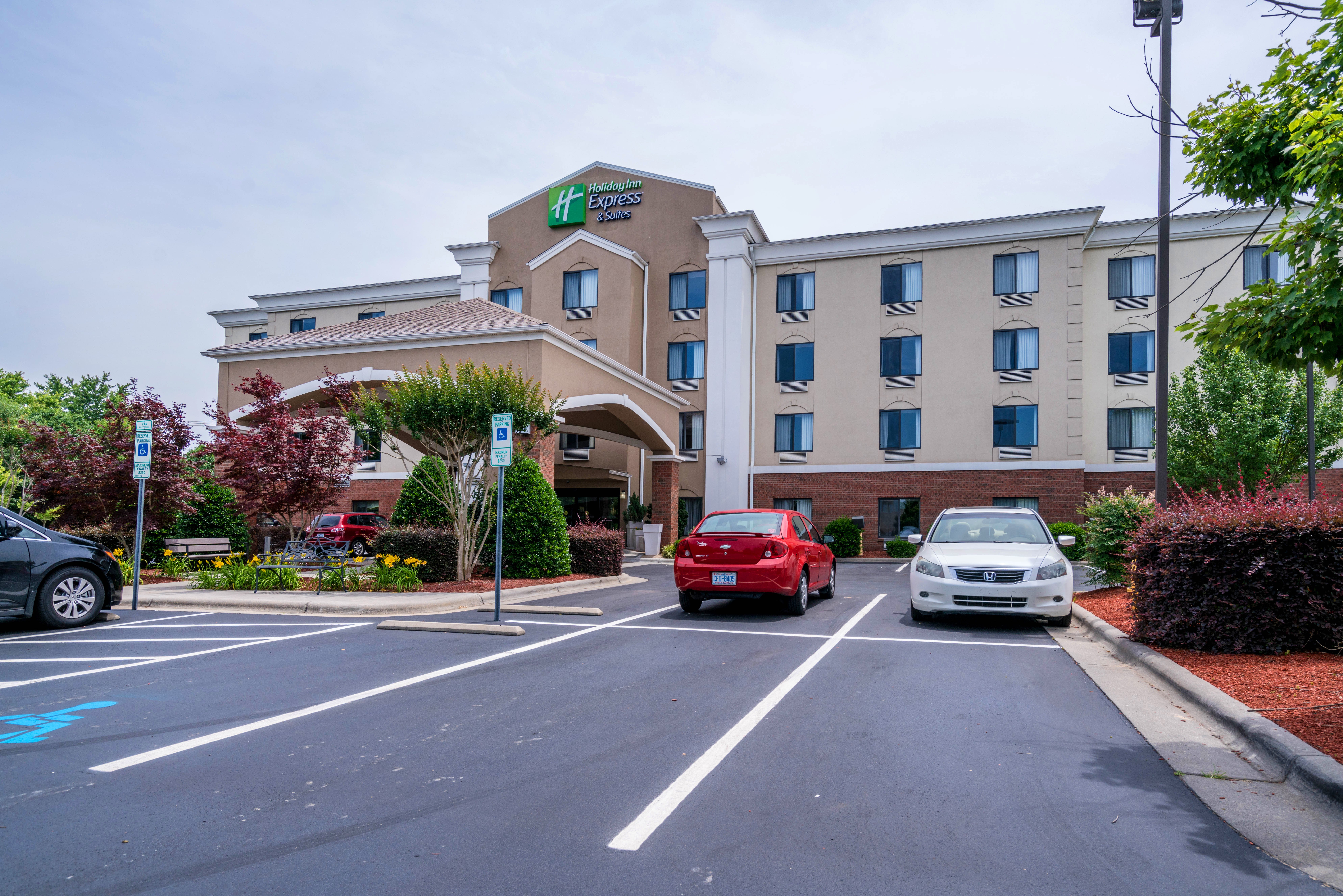 holiday inn express and suites roanoke rapids se by ihg