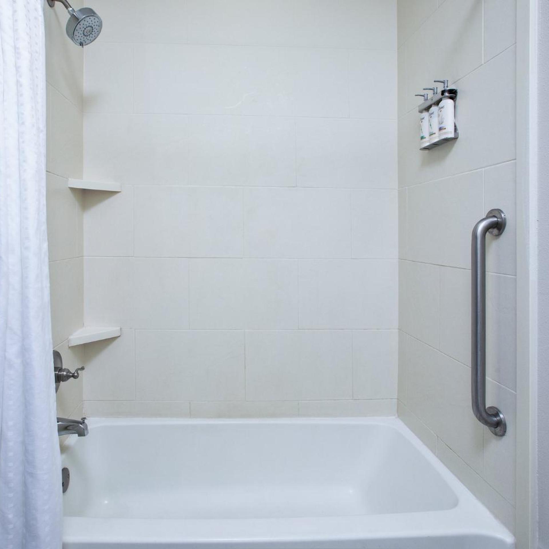 holiday inn express and suites duncan by ihg