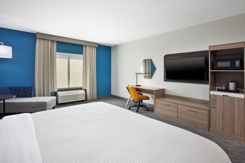 holiday inn express and suites duncan by ihg