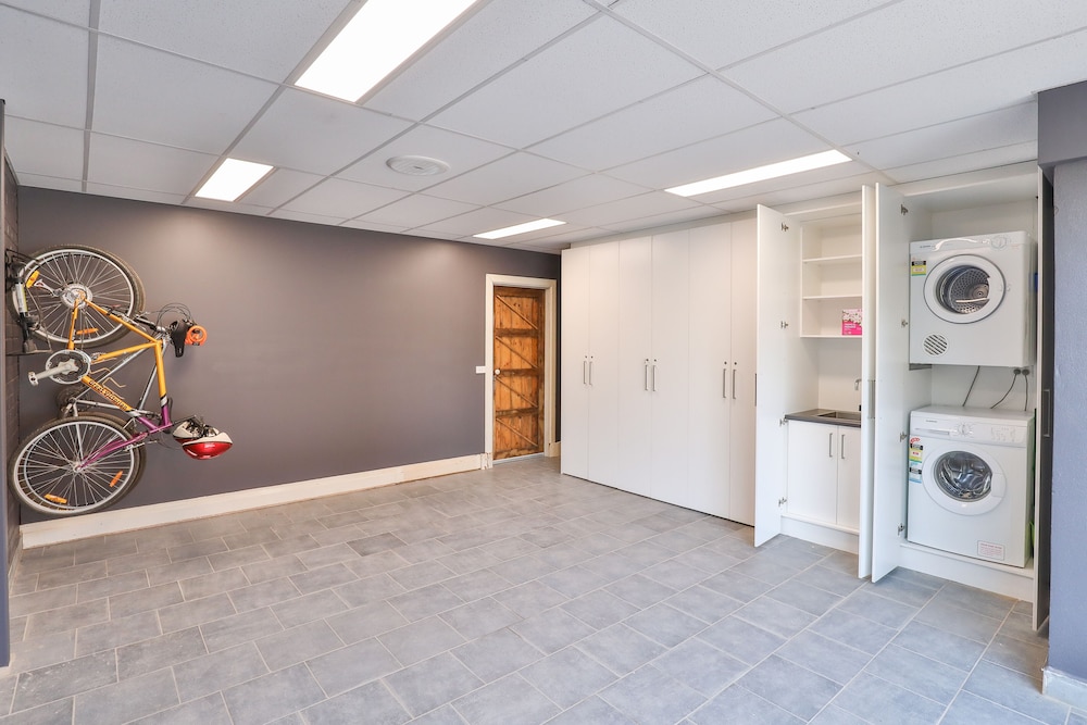 Indulge Apartments - Eighth Street,Victoria>>Mildura,4 star