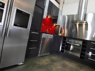 indulge apartments eighth street