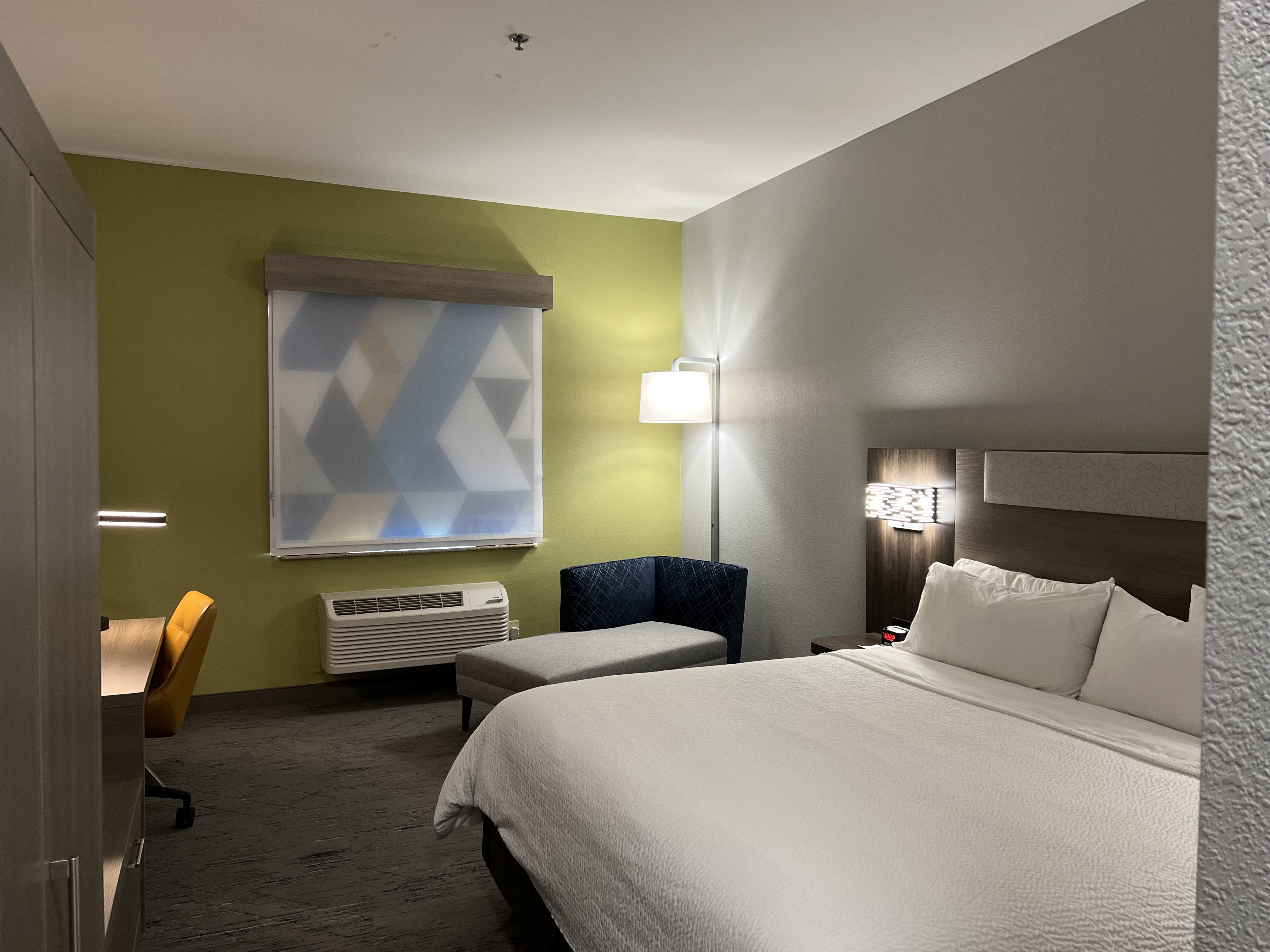 holiday inn express and suites woodward by ihg
