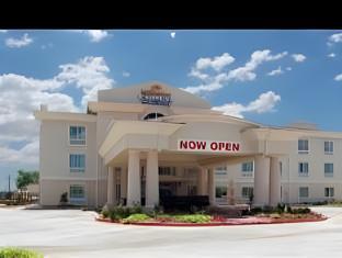 holiday inn express and suites woodward by ihg