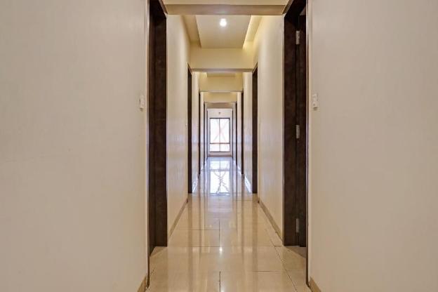 collection o royce studios near pune airport