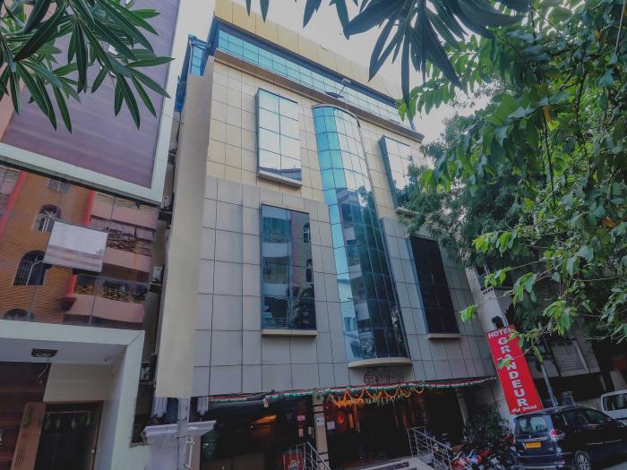 hotel grandeur