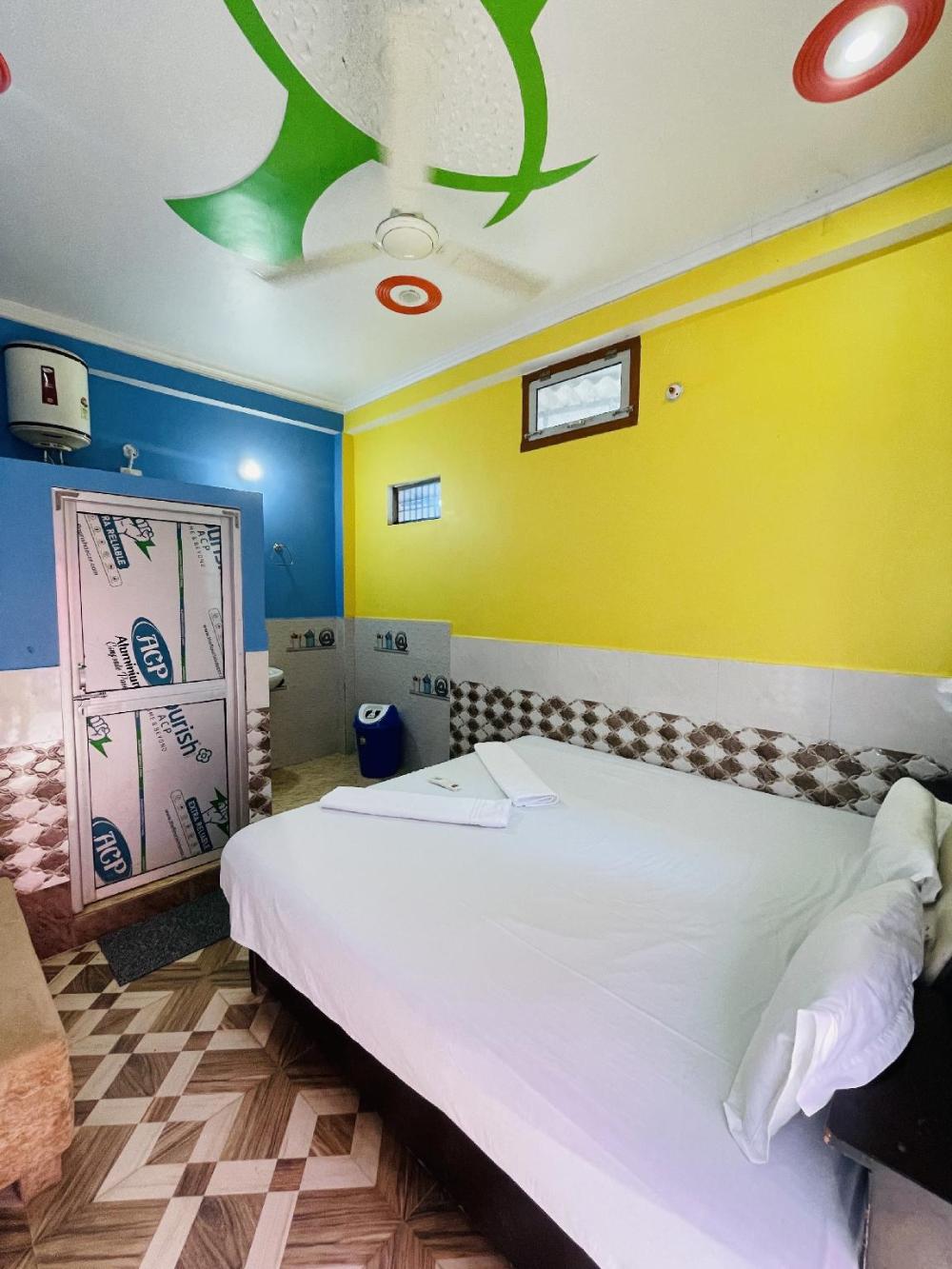 hotel sahu rooms ayodhya