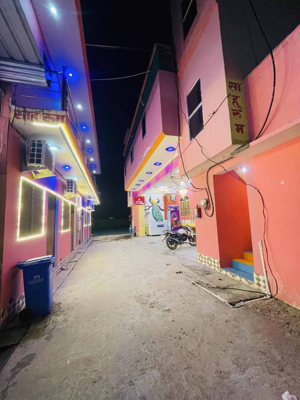 hotel sahu rooms ayodhya