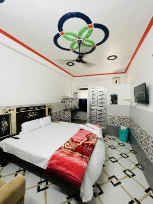 hotel sahu rooms ayodhya