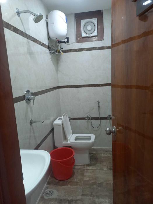 hotel o garden view hotel near hero honda chowk