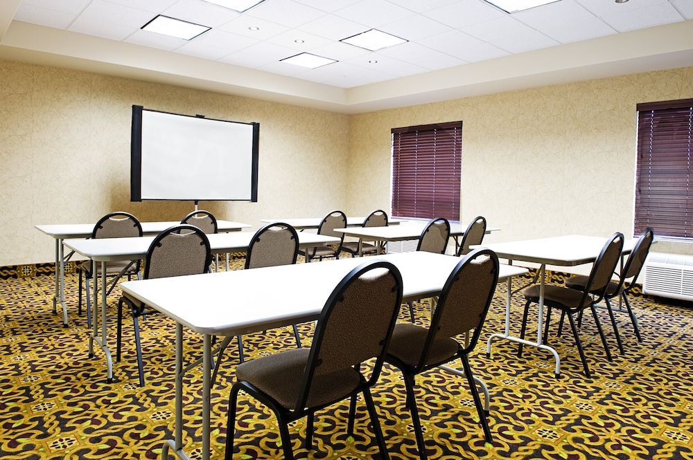 holiday inn express and suites slave lake by ihg