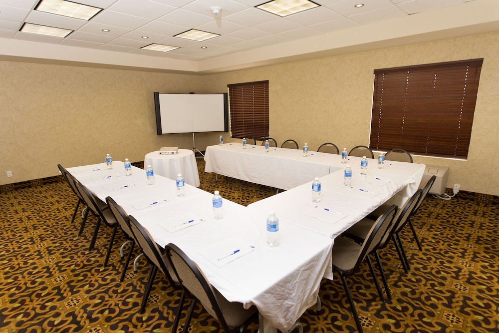 holiday inn express and suites slave lake by ihg