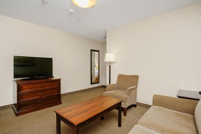holiday inn express and suites slave lake by ihg