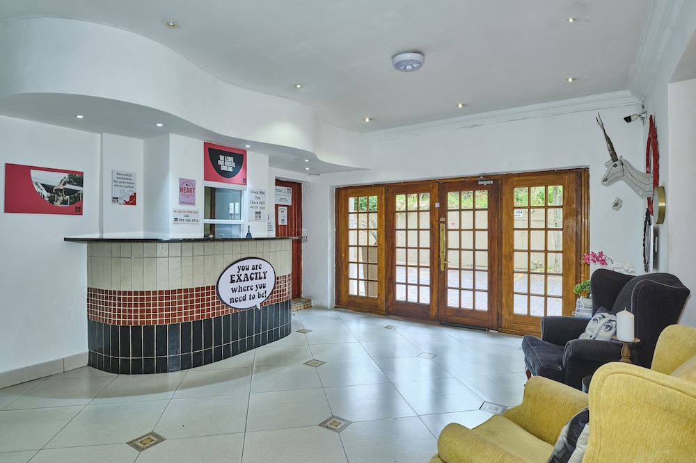 inn and out sandton park