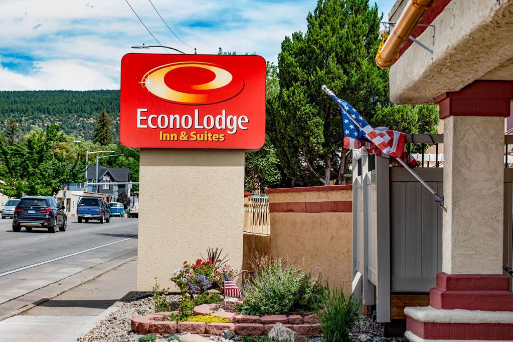 econo lodge inn and suites durango