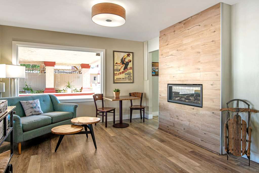 econo lodge inn and suites durango