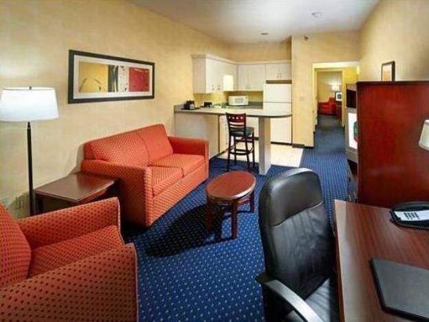 courtyard columbus new albany