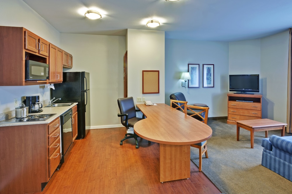 candlewood suites buffalo amherst by ihg