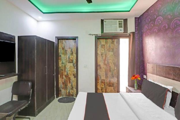 collection o hotel lotus near dwarka sector 9 metro station