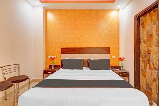 collection o hotel lotus near dwarka sector 9 metro station