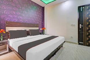 collection o hotel lotus near dwarka sector 9 metro station