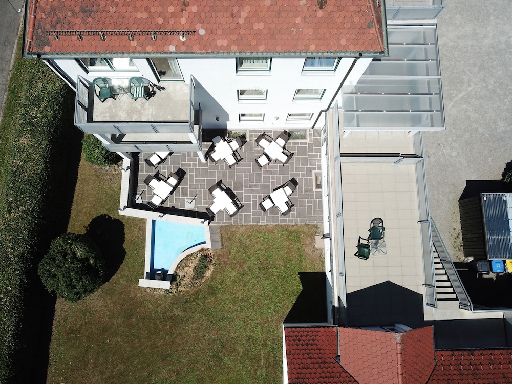 otto bed and breakfast