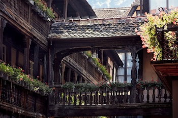 cour du corbeau hotel strasbourg mgallery collection
