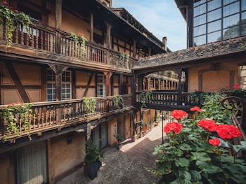 cour du corbeau hotel strasbourg mgallery collection