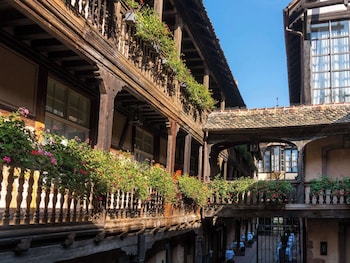 cour du corbeau hotel strasbourg mgallery collection