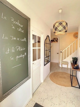 Les Glycines De Monchy- Chambres D'hôtes,,4 star