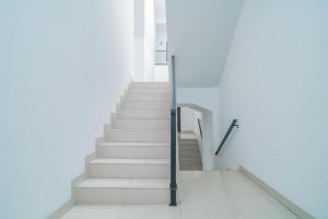 sans hotel widarasari cirebon